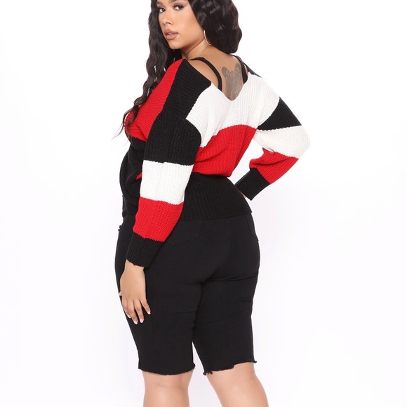 FASHION NOVA dirty little secret Black High Waist ripped Bermuda denim short NWT - Picture 4 of 11